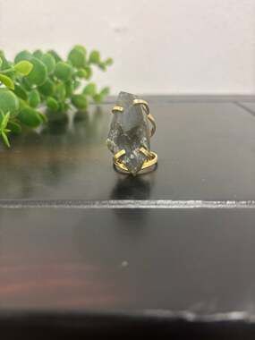 Labradorite Arc Ring Gold